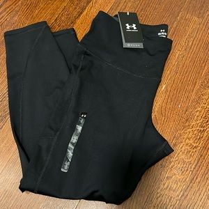 NWT Under Armour Compression Ankle Leggings